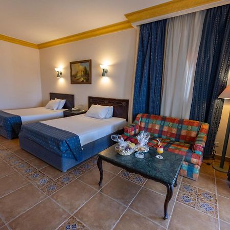 Lahami Bay Beach Resort Abū Ghuşūn Esterno foto