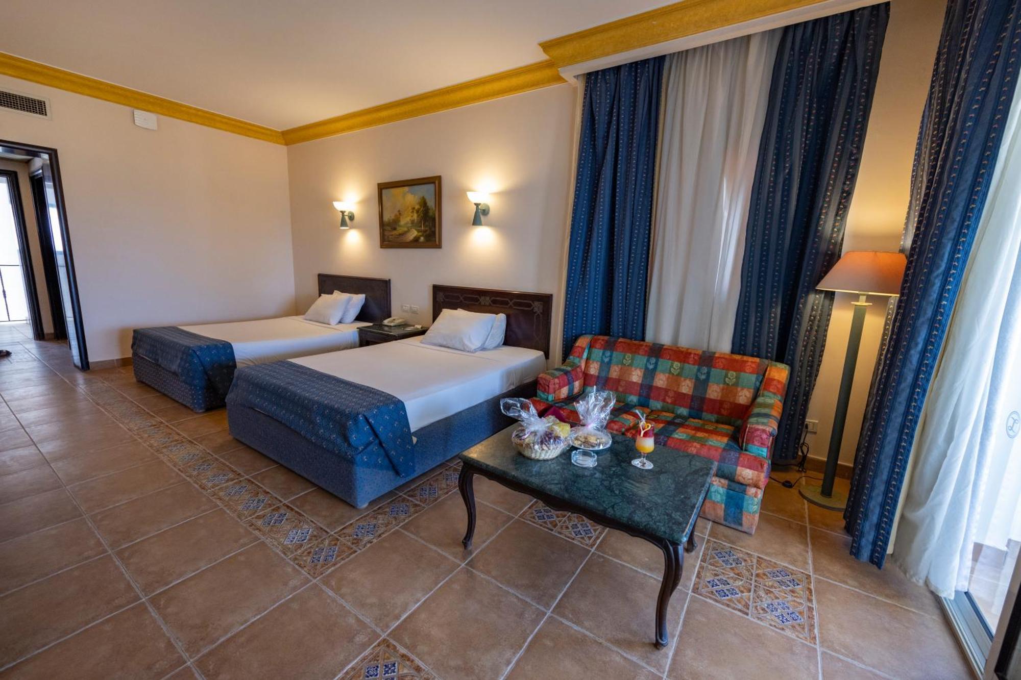 Lahami Bay Beach Resort Abū Ghuşūn Esterno foto